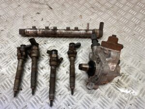 verstuiver set met brandstofpomp