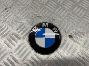 embleem motorkap