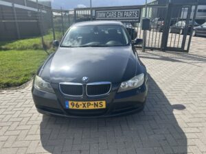 BMW 3 serie e90 318i business line leer navi trekhaak