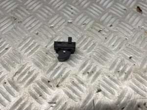 Ruitbediening schakelaar achter