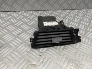 Luchtrooster voor rechts