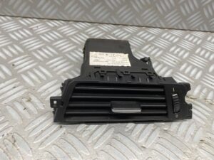 Luchtrooster voor rechts