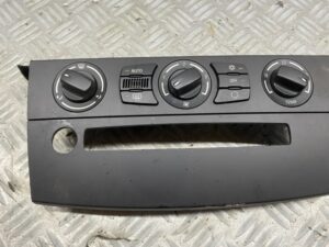 Kachel bedieningspaneel