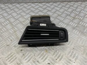 Luchtrooster voor rechts