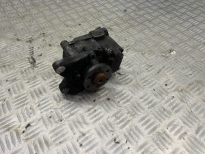 Stuurbekrachtigingspomp