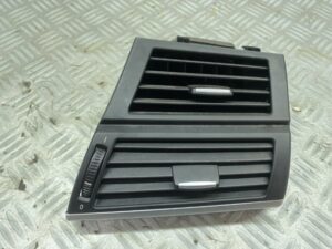 Luchtrooster voor rechts