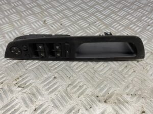 Ruitschakelaar bestuurder