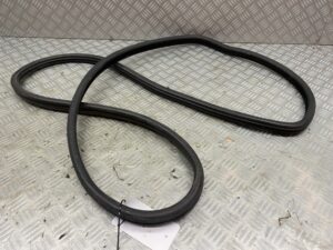 Deurrubber links achter