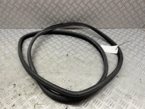 Deurrubber rechts achter